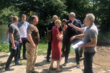 Михаил Харнам совершил рабочую поездку в Чугуевский район