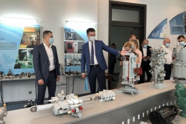 Председатель ХОГА посетил завод ФЭД и Харьковское авиационное конструкторское бюро