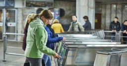 В Харькове установили новые тарифы на проезд в метро, трамваях и троллейбусах