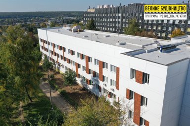 В областной детской больнице №1 заканчивают утеплять грудной корпус