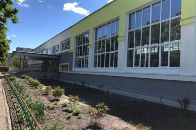 В Краснопавловском лицее заменят кровлю, электричество и проведут внутреннюю отделку