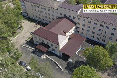 Жители Красноградщины будут получать качественную медпомощь в реконструированном приемном отделении 