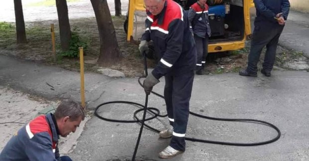 В Харькове оперативно восстанавливают подачу воды