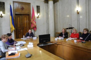 В 18 патронатных семьях Харьковской области воспитывают 46 детей