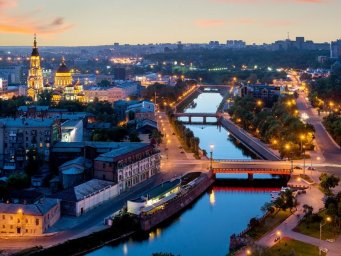 Харьковчанам &laquo;привалило счастье&raquo; - пошел снег (ВИДЕО)