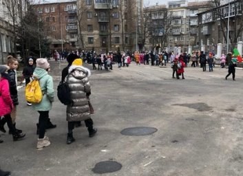 В лицее искусств распылили газ. Школьнице стало плохо