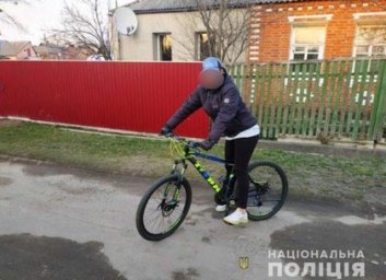 Крал со дворов и сдавал в ломбард: похититель велосипедов пойман (ГУНП)