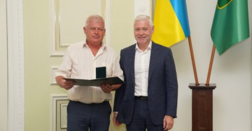 В Харьковском городском совете вручили грамоты лучшим строителям