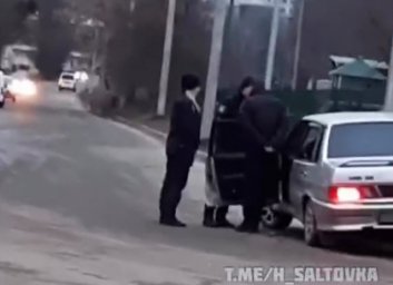 ДТП: мадам во хмелю встретилась со столбом (ВИДЕО)