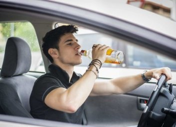 Алко-перевертыш на трассе закончился смертью пассажира