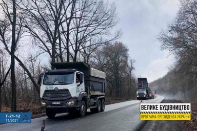 В Харьковщине продолжается ремонт дороги Пересечное-Березовское