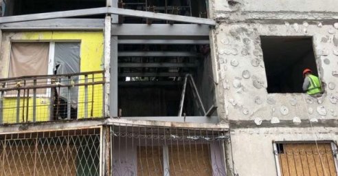  Игорь Терехов встретился с жителями поврежденного дома по улице Краснодарской 