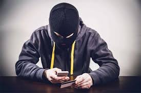 На Балаклейщине женщина отдала мошенникам около 5000 гривен за доставку &laquo;приза&raquo;