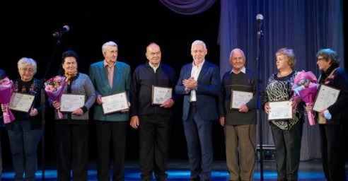 Игорь Терехов поздравил харьковчан с Днем ветерана