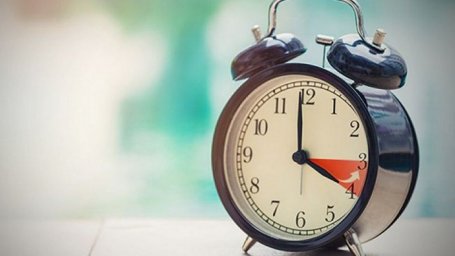  В воскресенье Украина перейдет на зимнее время 