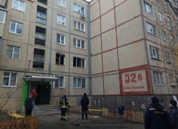 ФОТО: Пожар в квартире пенсионеров: женщина погибла, муж в ожоговом центре &ndash; ГСЧС