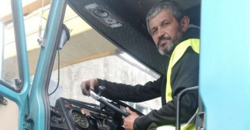 #Лица_Харькова: машинист автогидроподъемника Сергей Старыгин