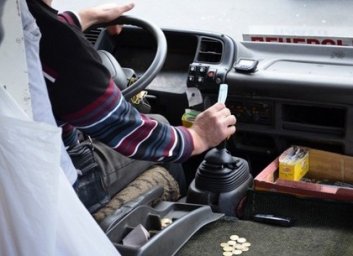 В пригороде Харькова совершено разбойное нападение на водителя маршрутного автобуса