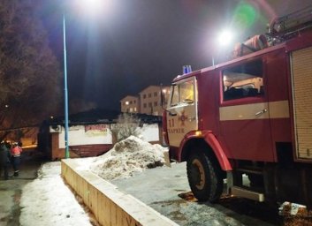 В микрорайоне Горизонт сгорело кафе (ВИДЕО, ФОТО)