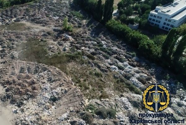 В центре Харькова нашли подпольный мусорный полигон