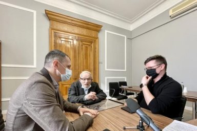 Антон Деньгуб и Роман Семенуха встретились с 97-летним теннисистом Леонидом Станиславским