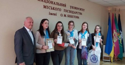 Школьники Шевченковского района победили в городском конкурсе