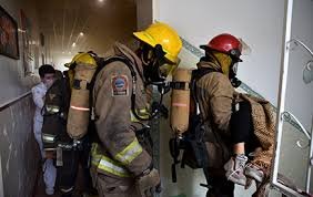 Во время пожара на Героев Труда пожарные спасли двоих малолетних детей (ФОТО)