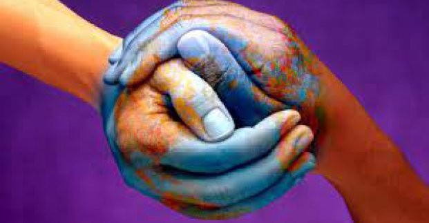 Харьков получает гуманитарную помощь