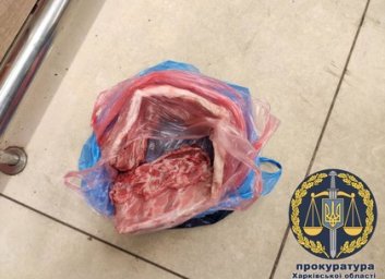 Мясному минеру супермаркета объявили о подозрении (ФОТО)