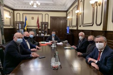 Алексей Кучер встретился с представителями харьковского клуба &laquo;Генерал&raquo;