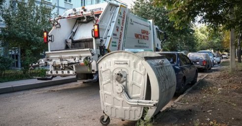  За первую декаду сентября из Харькова вывезли почти 80 тысяч кубометров мусора 