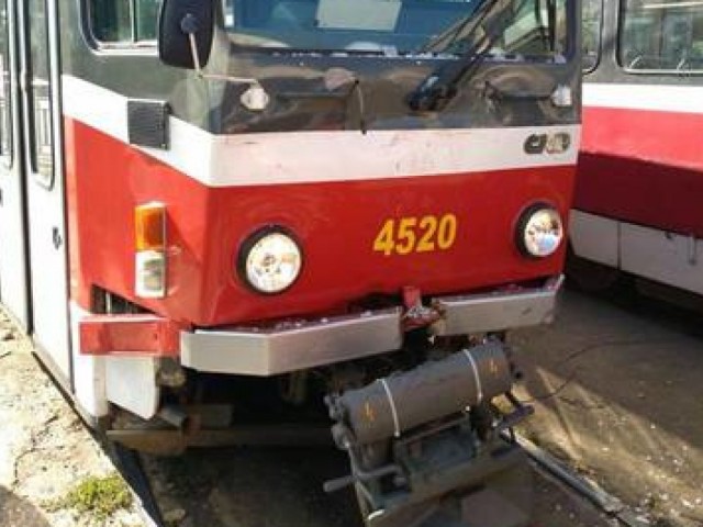 В Харькове из-за столкновения трамваев пострадали две женщины (ФОТО)