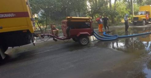  В Новобаварском районе оперативно восстанавливают водоснабжение 