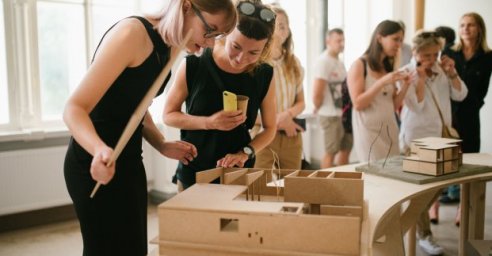 Харьковским школьникам предлагают создать архитектурные проекты для животных в городе