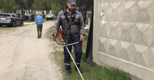 В Харькове следят за порядком на территориях захоронений