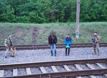 На Харьковщине интернациональный дует пытался тайком сбежать в Россию