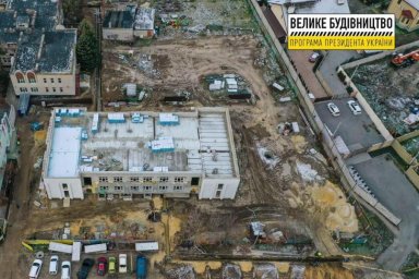 В Песочинском детском саду &laquo;Теремок&raquo; прокладывают внутренние коммуникации