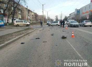 Видео гибели мотоциклиста на Салтовке появилось в Сети