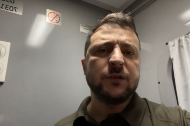 Юг мы никому не отдадим, все свое вернем, и море будет украинским &ndash; обращение Президента Владимира З