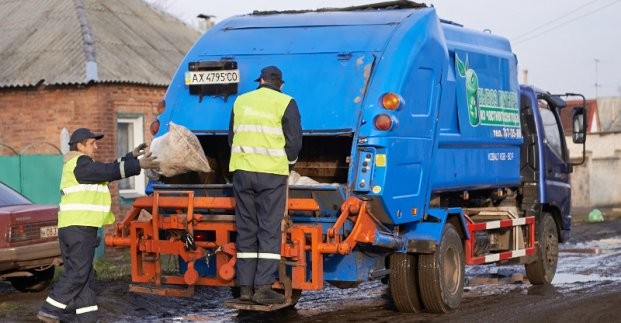 Жителей частного сектора просят своевременно оплачивать вывоз мусора