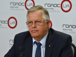 КПУ приняла решение участвовать в президентских выборах