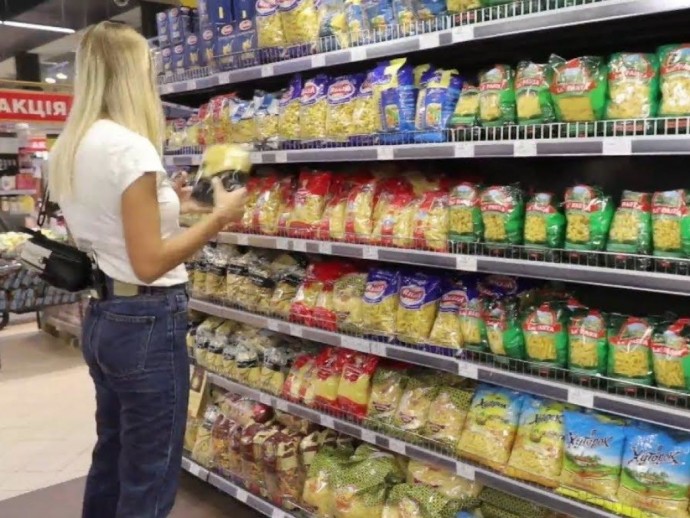 16 тысяч гривен на питание семьи: Шмыгаль подтвердил факт недоедания среди украинцев