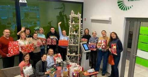  Детям харьковских теплоэнергетиков передали подарки из Вильнюса 