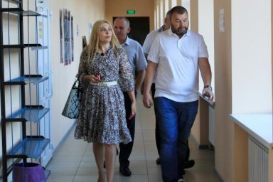 Михаил Харнам ознакомился с работой центров массовой вакцинации против COVID-19 в Богодуховском райо