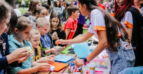 Психологические практикумы и мастер-классы: в Харькове прошел праздник для родителей и детей