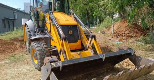  В Новобаварском районе восстанавливают подачу воды 