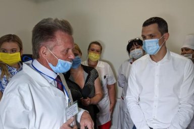 В Богодуховскую центральную районную больницу передали 2 новых аппарата ИВЛ