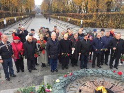 Петр Симоненко: &laquo;Нынешний режим ведет народ Украины к беспамятству и безумию&raquo;