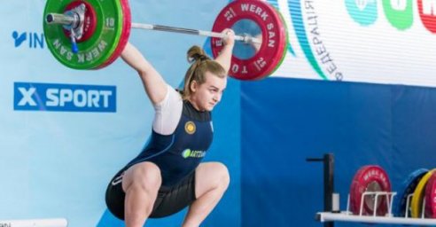 Харьковчане завоевали 13 медалей и установили рекорды на чемпионате Украины по тяжелой атлетике