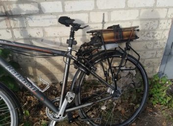 ФОТО: 2 наряда спасателей на 2 автоцистернах гасили пожар от самодельного электровелосипеда (ГСЧС)